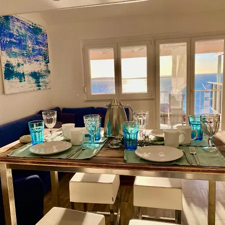 Tanis Ocean Loft Lägenhet *