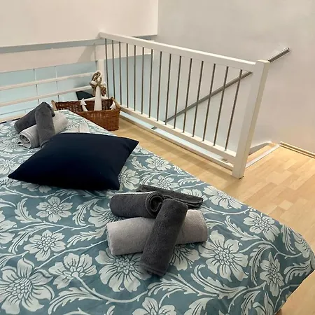 Tanis Ocean Loft * Martinšćica