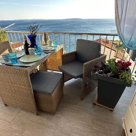 Tanis Ocean Loft Apartman *