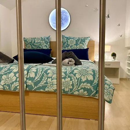 Tanis Ocean Loft Apartment